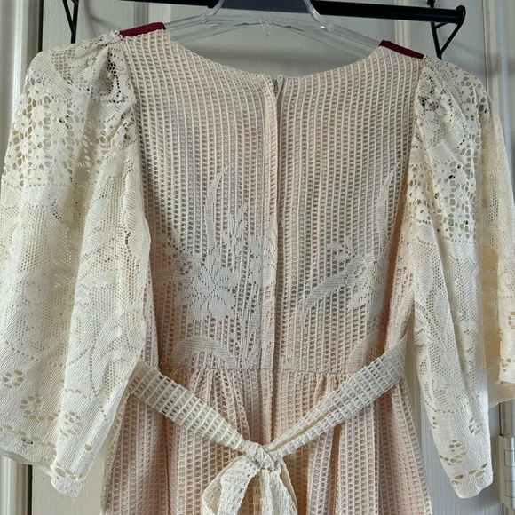 Vintage 1970s Joy Stevens Boho Cream and Maroon Lace Prairie Dress - Picture 8 of 10